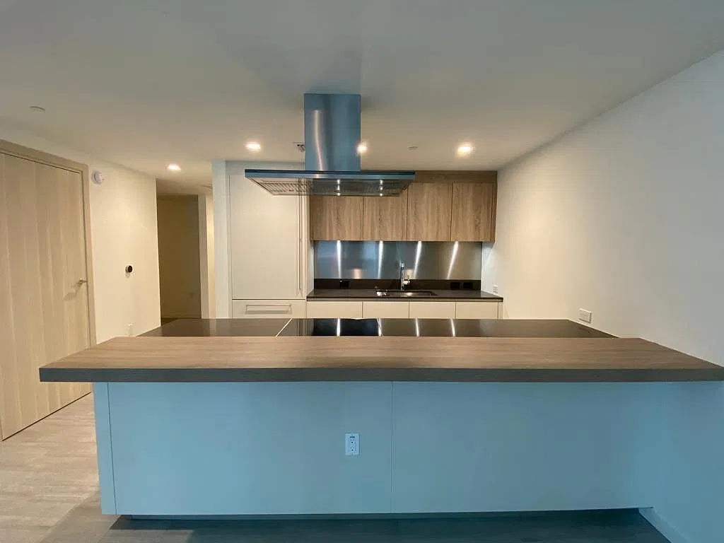 1000 Brickell Plz — Photo 2