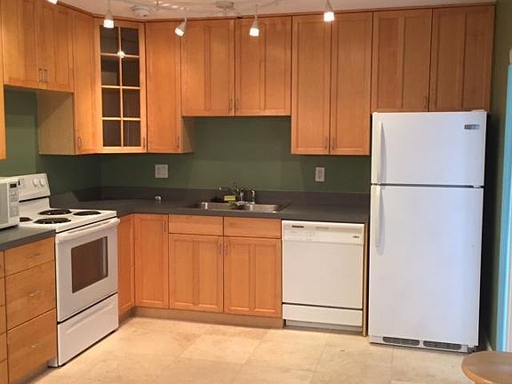 5th image of 6151 SE Riverboat Dr #1021