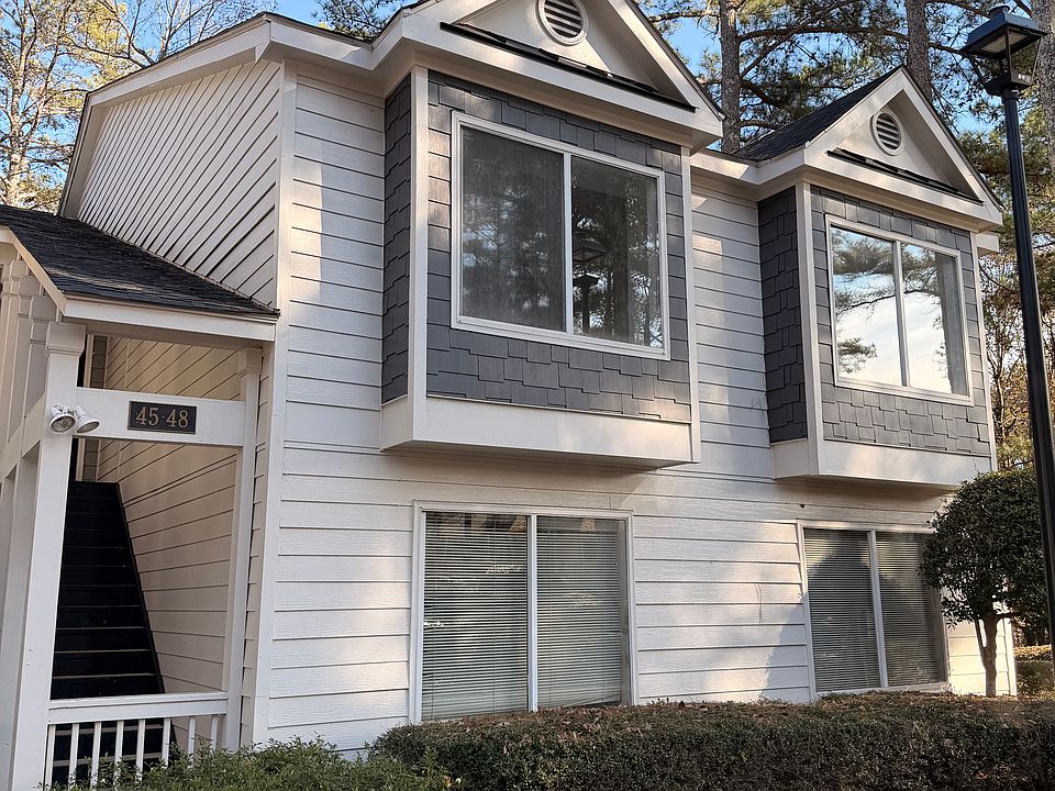 1st image of 48 Little Silver Ct SE