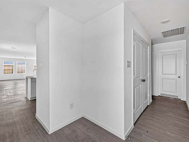 26843 Cascade Sunrise St — Photo 6