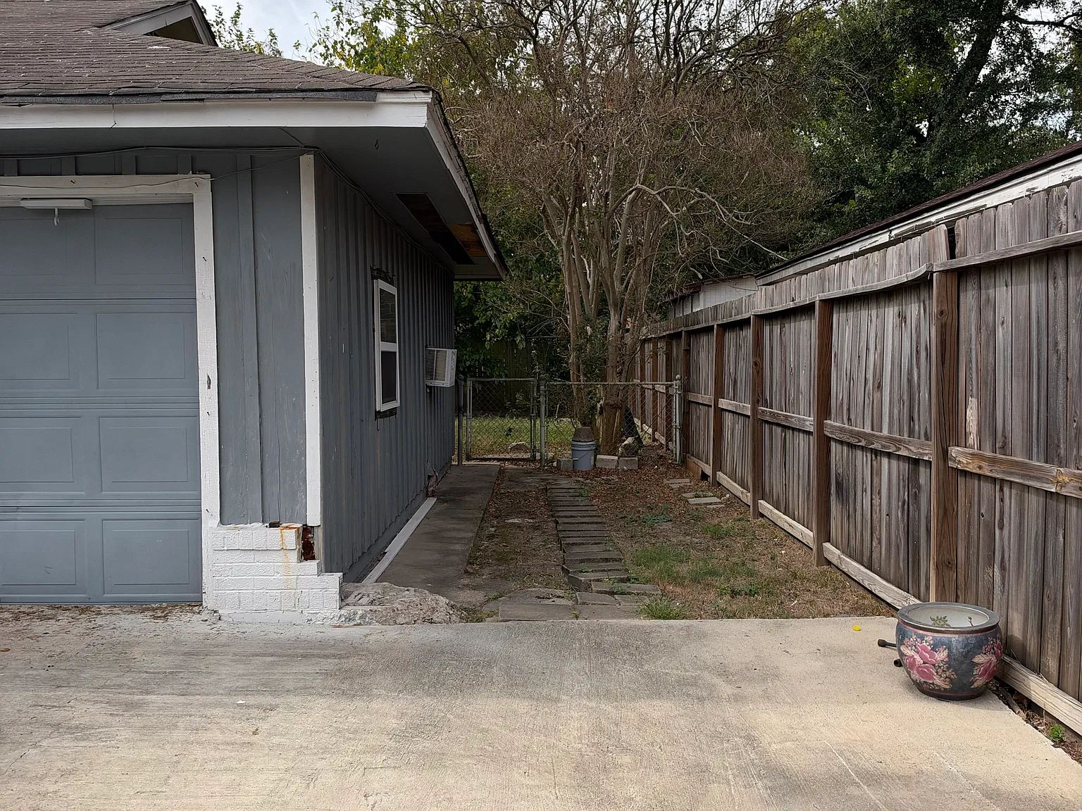 3 bed, 773 sqft, $1,800 — Photo 3
