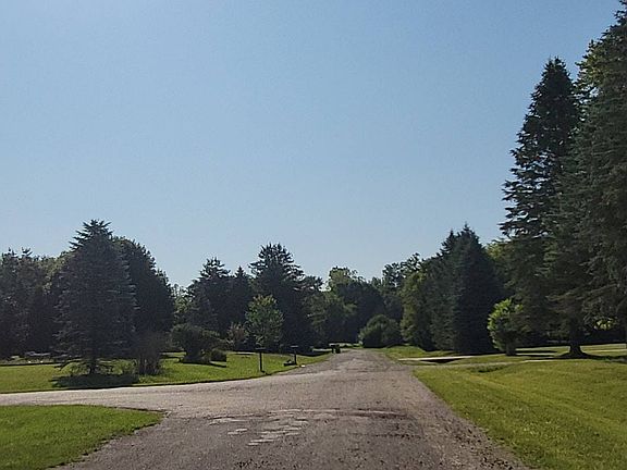 5th image of 1950 Burlington Dr