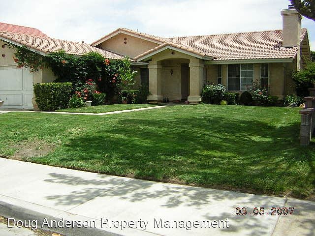 1st image of 43900 Palm Vista Ave
