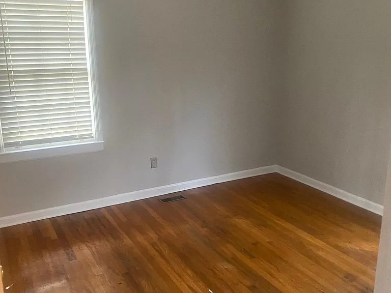2463 Perkerson Rd SW — Photo 8