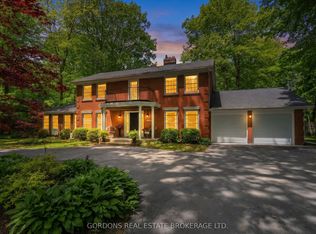 25 Riverside Dr, Kingston, ON K7L4V1