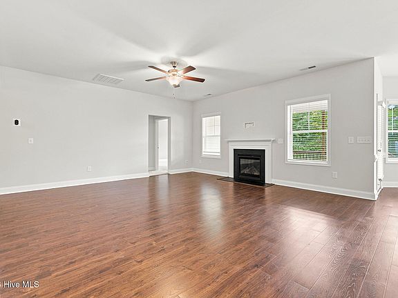 4th image of 116 Hopeland Drive