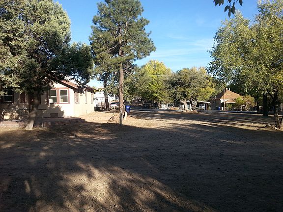 3rd image of 578 Lincoln Ave