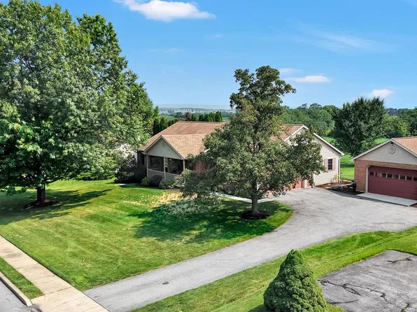 306 Chestnut St, Richland, PA 17087
