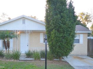 810 Walnut Dr, Seffner, FL 33584