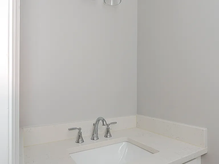 3413 Redcoach Trl — Photo 15