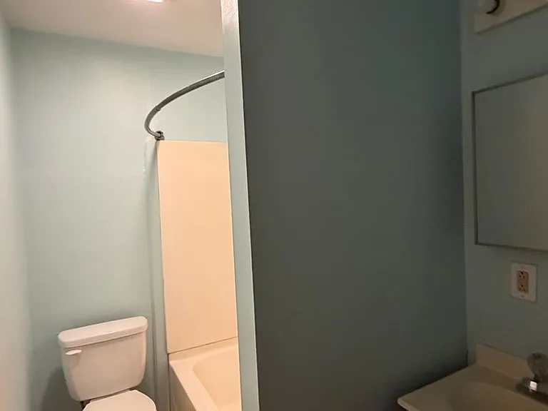 1217 Moss St — Photo 17