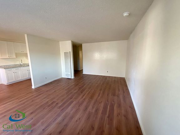 5th image of 463 N 5th St #2
