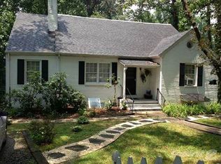 114 Howard Dr APT 4, Charlottesville, VA
