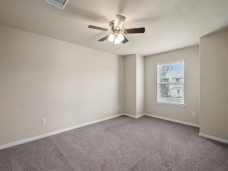 13092 Greenbriar — Photo 21