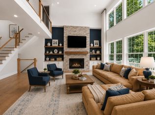 60 Chamberlain St, Hopkinton, MA 01748