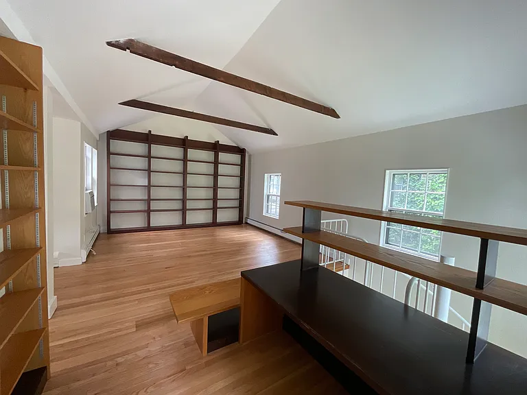 49 Irving St #3 — Photo 3