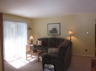 3003 Heatherstone Ct, Mount Laurel, NJ 08054