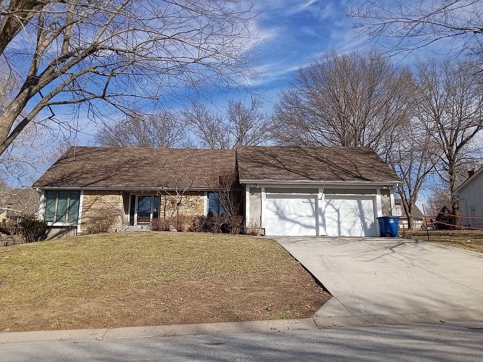 1st image of 216 NW Ponderosa St