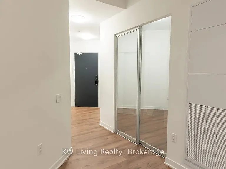 395 Dundas St N #701 — Photo 7