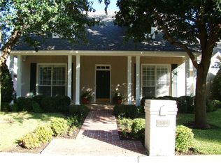 2864 Oakbriar Trl, Fort Worth, TX 76109