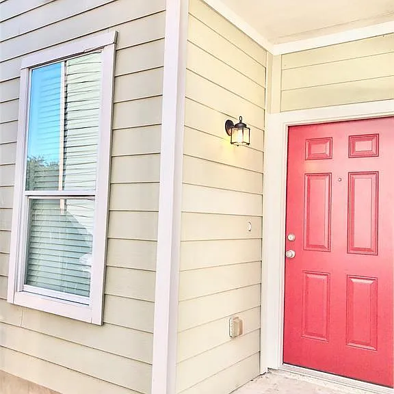 2419 Allred Dr #B — Photo 3