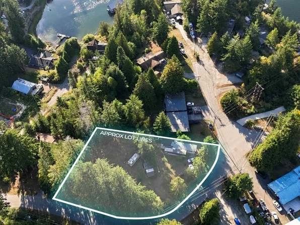 5206 Summit Rd, Sunshine Coast, BC V0N 2H1