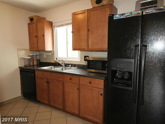 5th image of 14324 Randall Dr