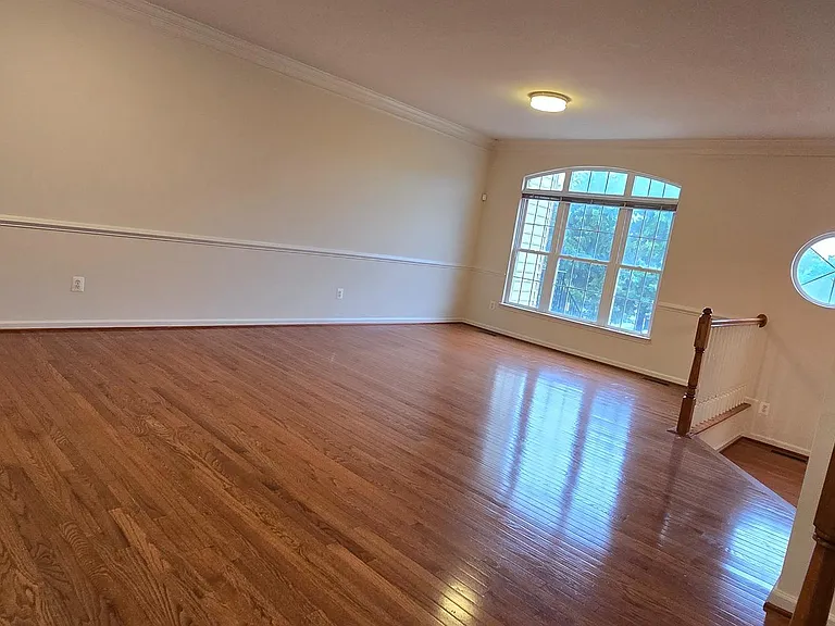 22614 Welborne Manor Sq — Photo 18