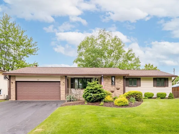 39 Sahara Dr, Rochester, NY 14624