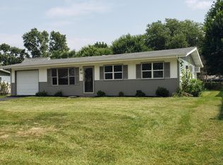 767 Heritage Rd, Valparaiso, IN 46385