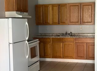 310 Garden St #1W, Hartford, CT 06120