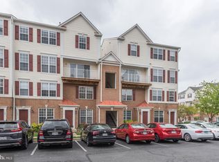 2490 Quick St APT 304, Herndon, VA 20171