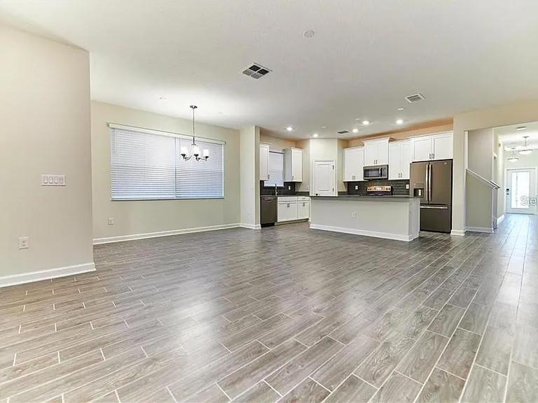 12027 Grammar Ln — Photo 5