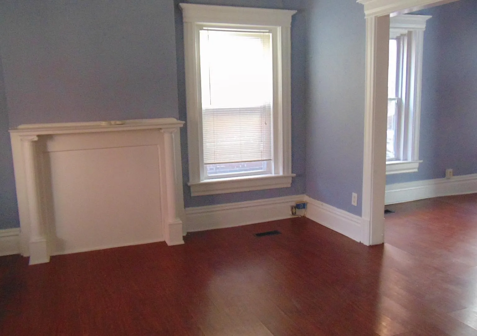 3405 Wyandotte St — Photo 4