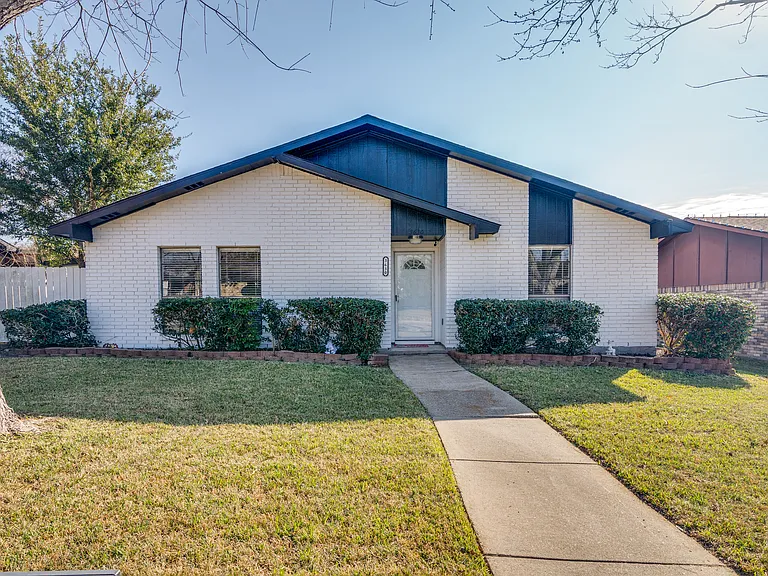 3630 Dumas Trl — Photo 2
