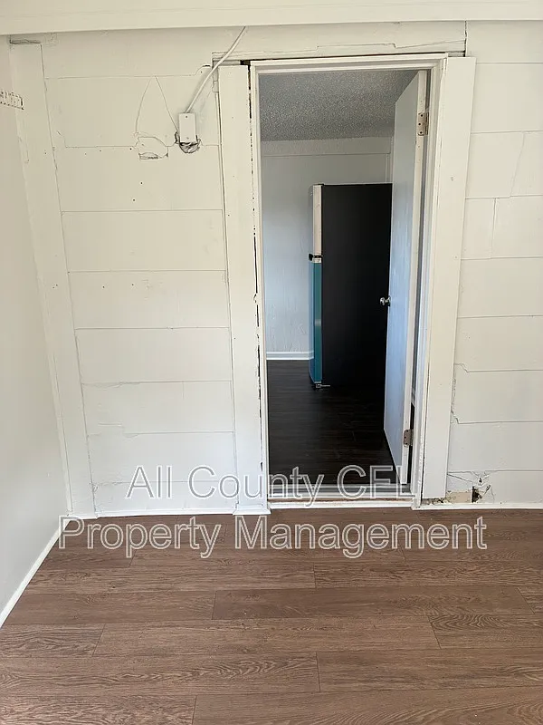 2 bed, 1.0 bath, 864 sqft, $1,390 — Photo 4