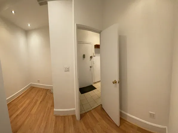 100 West 106th Street 2S image 8 of 8