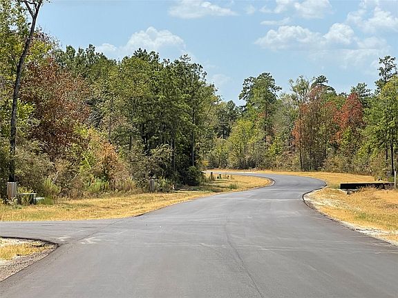 3rd image of 284 Iron Horse Rd Lot 4
