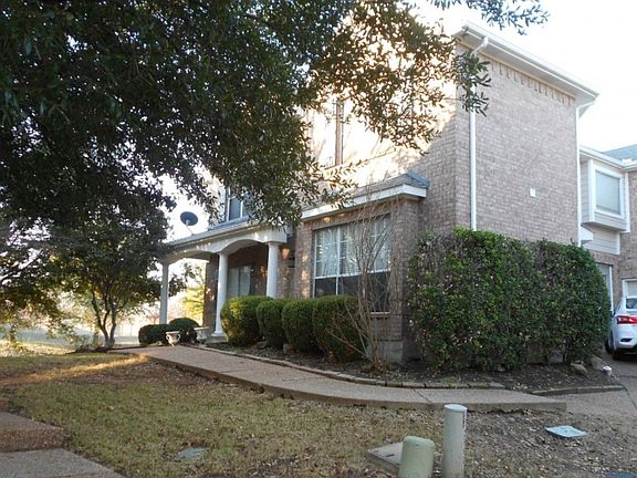 3rd image of 2656 Dunbar Dr