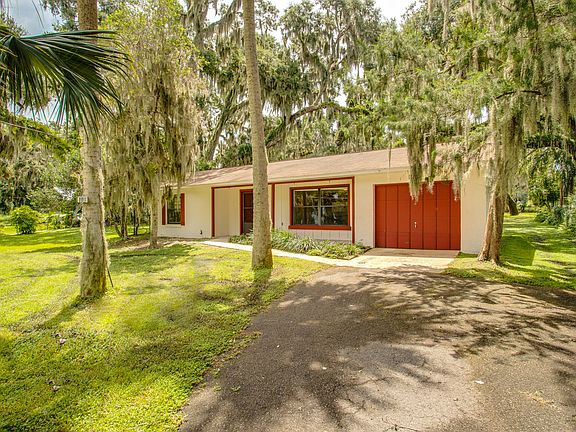 3rd image of 9014 Lakeshore Dr