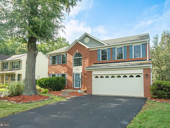 2nd image of 2911 Barrley Dr
