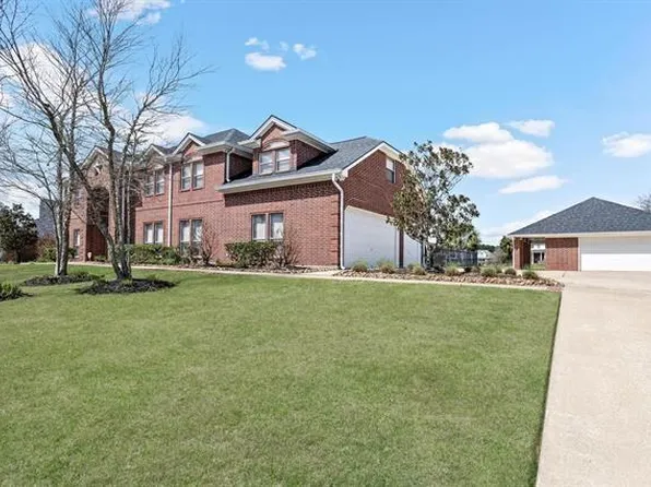 302 Waterwood Dr, Orange, TX 77630