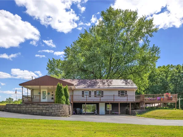 1425 Old State Rd, New Castle, PA 16101