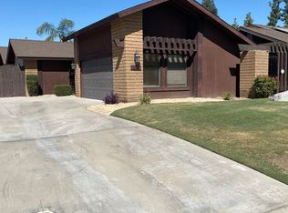 2211 Manning St, Bakersfield, CA 93309