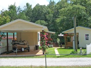452 W Chewalla Creek Dr, Eufaula, AL