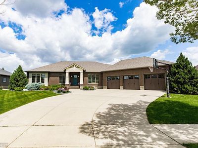 6108 Silverleaf Dr S, Fargo, ND, 58104