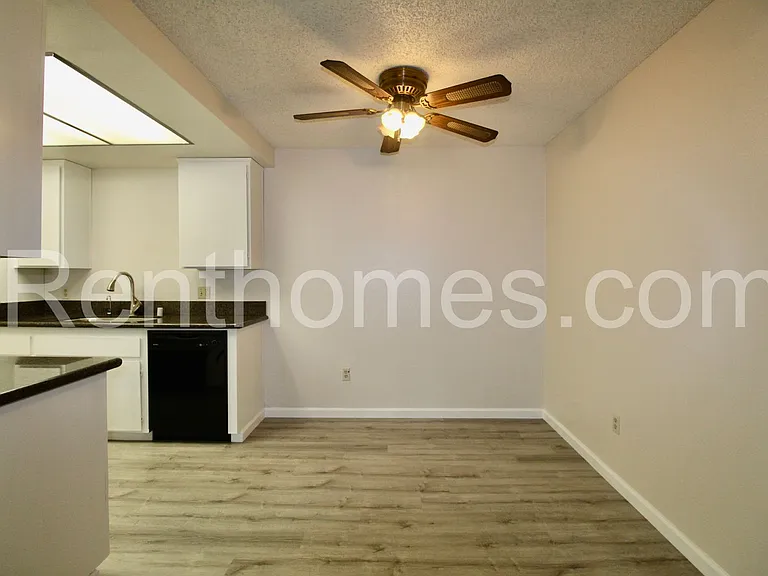 10284 Black Mountain Rd #186 — Photo 6