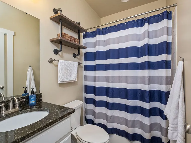 2048 Avinity Loop — Photo 21
