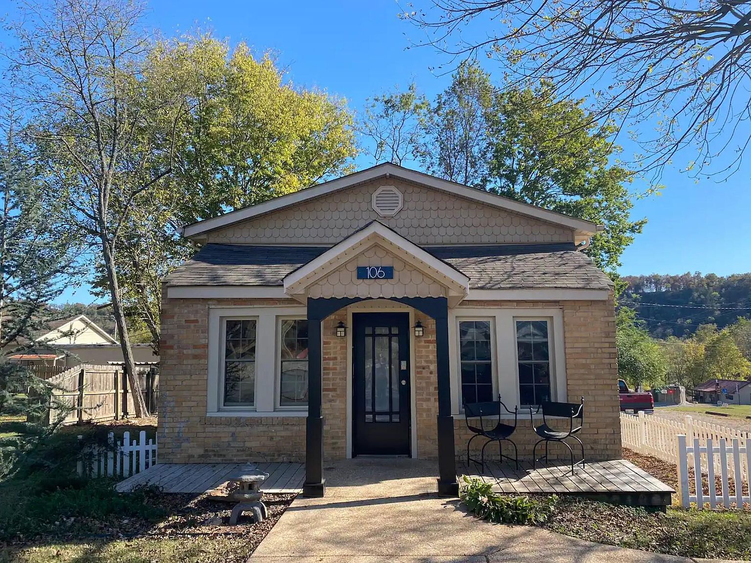 106 Combs Ave, Cotter, AR 72626 Zillow