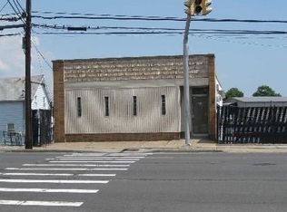 325 S Main St, Freeport, NY 11520